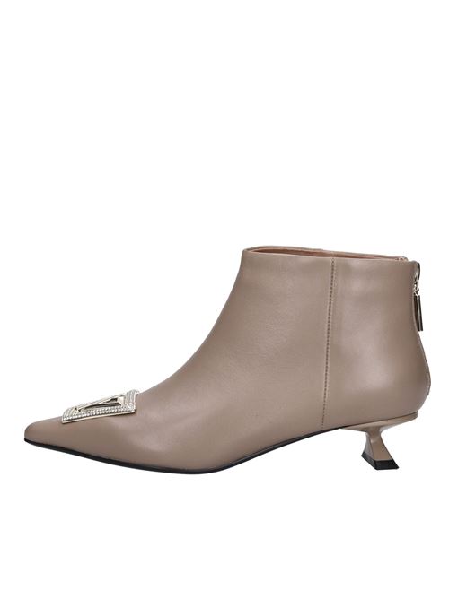 Leather ankle boot EMANUELLE VEE | 432M-508-18-P103TAUPE